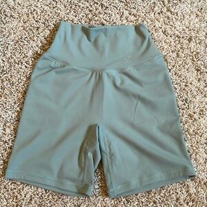 Ptula The Sweeney Short